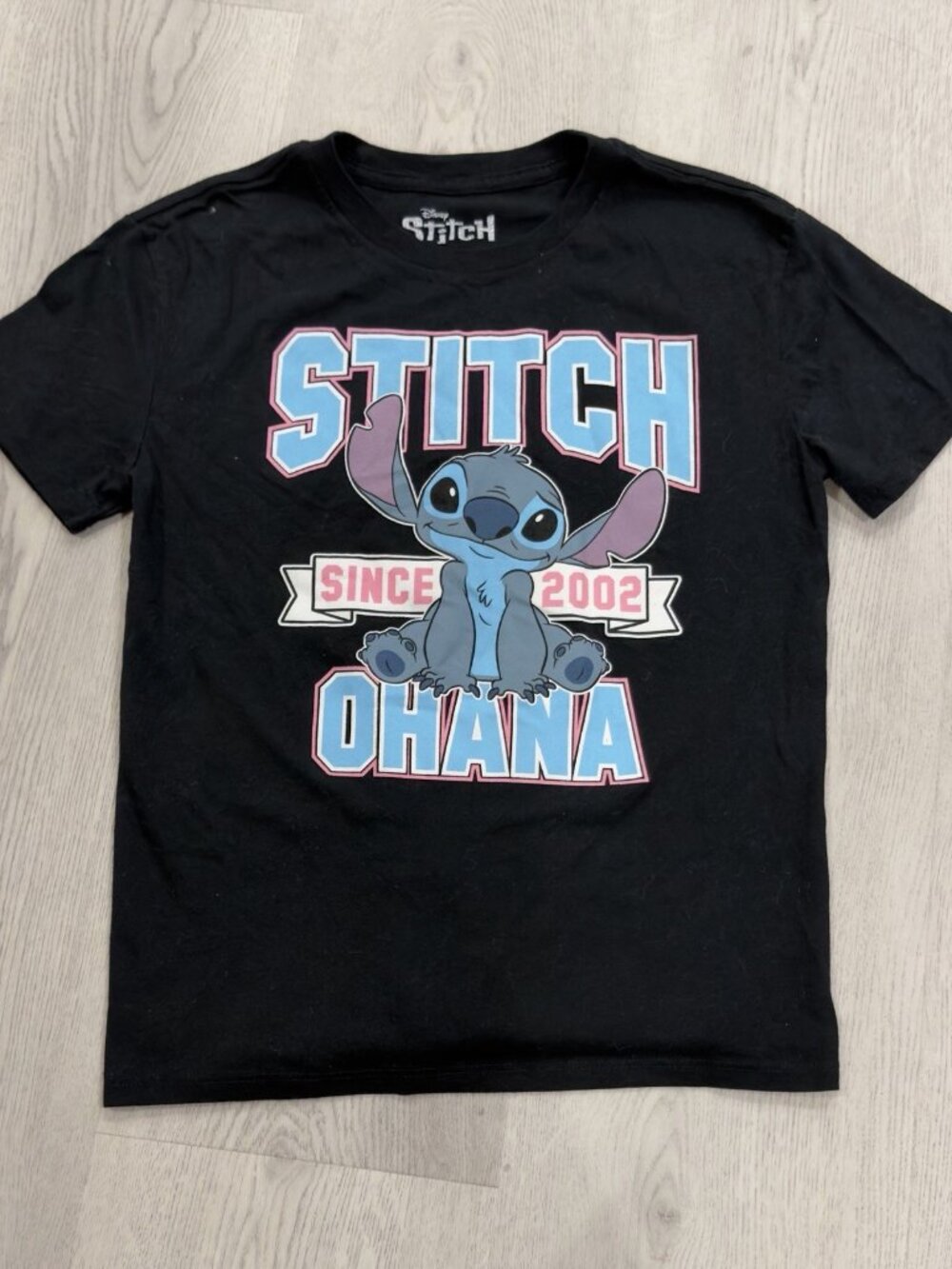 Disney Stitch Ohana Black T-Shirt Graphic Tee Size Small